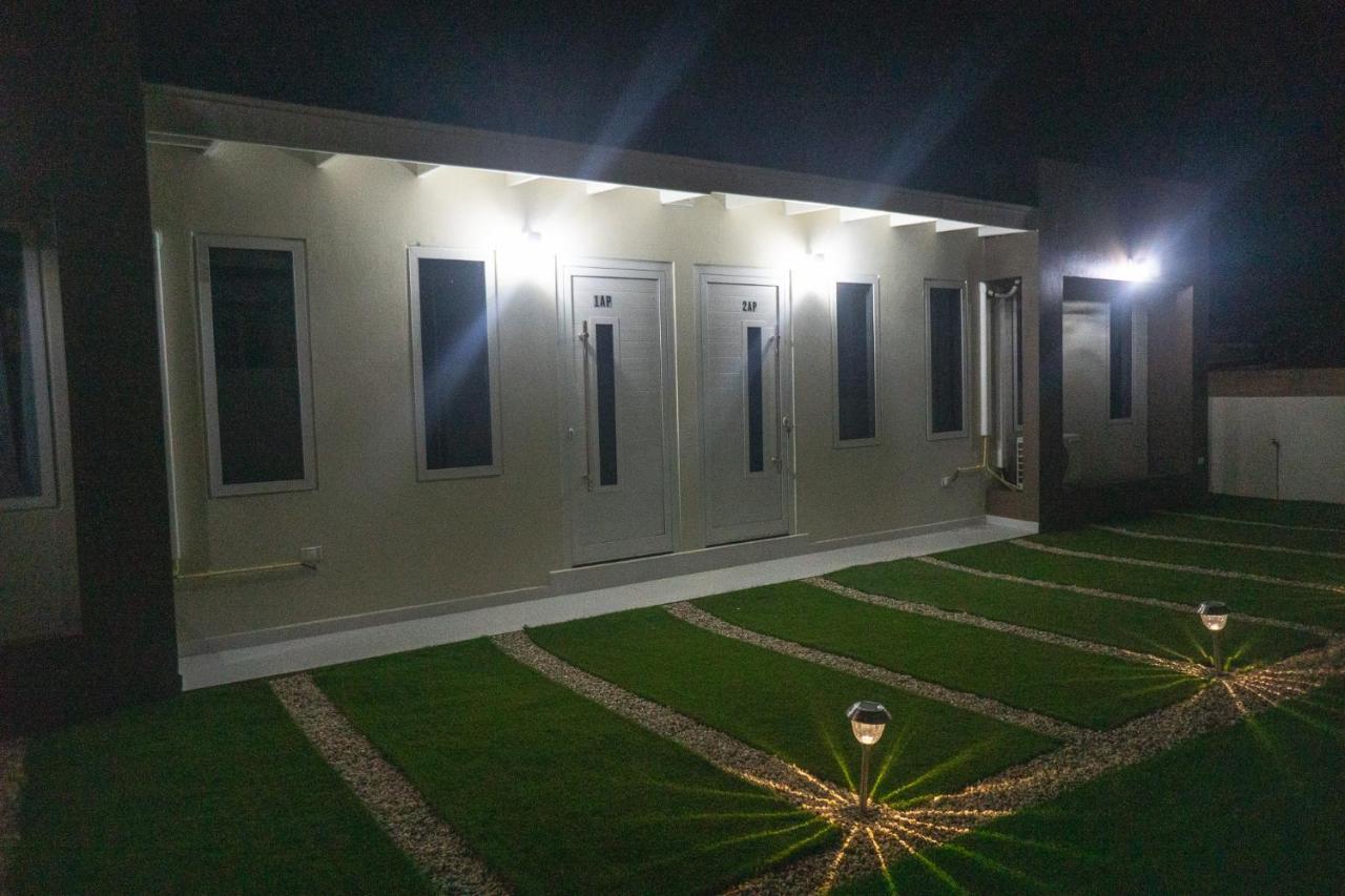 Appartamento Pavia'S Centerpoint Oasis Oranjestad Esterno foto